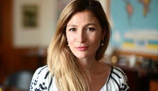 H Emine Dzhaparova, πρώτη υφ. Εξωτερικών της Ουκρανίας, στο TEDxAthens: «Οι Ουκρανές είναι φτιαγμένες από ατσάλι»