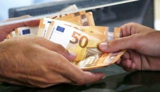 Εμπορικός Σύλλογος Πειραιά: H αύξηση κατά €50 του μηνιαίου κατώτατου μισθού κοστίζει στην επιχείρηση σχεδόν €63 ευρώ