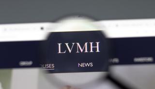 LVMH: Με κεφαλαιοποίηση κοντά στα 500 δισ. δολ., κατάφερε να μπει στο παγκόσμιο top 10