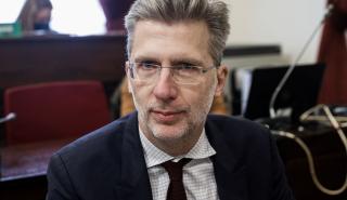 Σκέρτσος: Η κυβέρνηση δεσμεύεται ότι οι ακραίες διακυμάνσεις στο ηλεκτρικό ρεύμα δεν θα περάσουν στον καταναλωτή