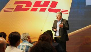 Τζον Πίρσον (CEO της DHL): Οι εταιρείες πρέπει να μπορούν να ζήσουν με το χάος - Πολύ σημαντική η Ελλάδα για το ευρωπαϊκό μας δίκτυο