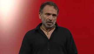 Όταν ο Γιάννης Μπεχράκης μιλούσε για όσα έζησε στον εμφύλιο της Σιέρα Λεόνε, στο TEDxAthens