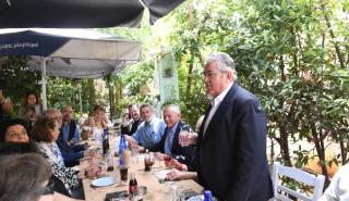 Κλίμα αισιοδοξίας και στιγμές χαλάρωσης για Δ. Κουτσούμπα, στελέχη και υποψήφιους του ΚΚΕ