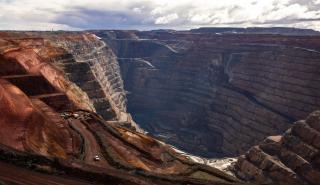 Newmont: «Εξορυκτικό» deal ύψους 17,8 δισ. δολαρίων - Η τρίτη ακριβότερη εξαγορά του 2023