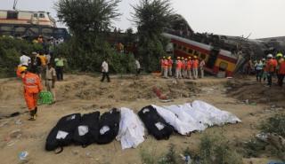 Ινδία: Στους 288 οι νεκροί από το σιδηροδρομικό δυστύχημα - 1.175 οι τραυματίες