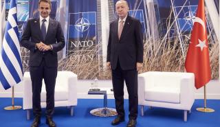 «Παράθυρο» ευκαιρίας για τις διμερείς σχέσεις η συνάντηση Μητσοτάκη-Ερντογάν στο Βίλνιους