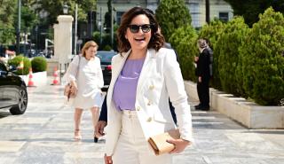 Στο Παρίσι η Κεφαλογιάννη για προώθηση του ελληνικού τουρισμού στη γαλλική αγορά