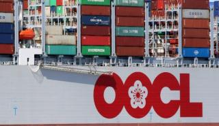 Στο λιμάνι του Πειραιά τη Δευτέρα ένα από τα μεγαλύτερα πλοία κοντέινερ παγκοσμίως