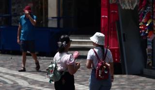 Έκτακτο δελτίο από την ΕΜΥ: Πού θα «χτυπήσει» ο καύσωνας με 45άρια - Οι πιο δύσκολες ημέρες