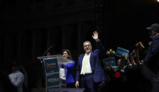 Ο Μπερνάρντο Αρέβαλο εκλέγεται πρόεδρος της Γουατεμάλας