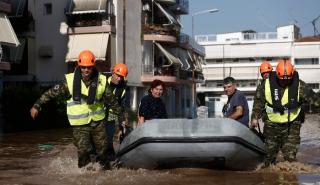 Λάρισα: «Μάχη» για να μην πλημμυρίσει η πόλη- Ενισχύονται τα φράγματα με την αγωνία στο κατακόρυφο