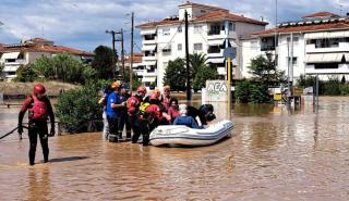 Λάρισα: Συνεχίζονται οι προσπάθειες αποκατάστασης των ζημιών - Κατέρρευσε η γέφυρα Παλαιοπύργου στην Αγιά