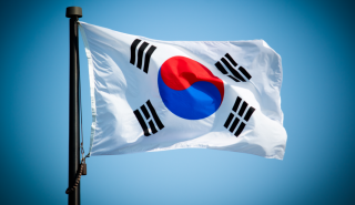 Νότια Κορέα: Ο ηγέτης της αντιπολίτευσης υπέστη επίθεση με μαχαίρι, τραυματίστηκε στον λαιμό