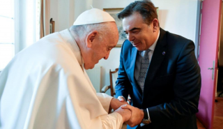 Συνάντηση Σχοινά με Πάπα Φραγκίσκο για μεταναστευτικό και Μεσόγειο