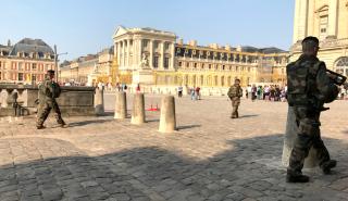 Γαλλία: Εκκενώθηκαν ξανά οι Βερσαλλίες - Για τρίτη φορά σε 5 μέρες