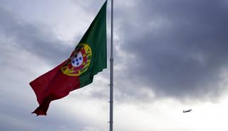 Πορτογαλία: Το κεντροδεξιό κόμμα προηγείται σε δημοσκόπηση ενόψει των πρόωρων εκλογών