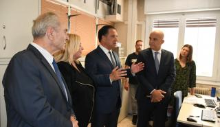 Γεωργιάδης: Επίσκεψη του Υπουργού Εργασίας σε δύο υποκαταστήματα του e-ΕΦΚΑ στη Θεσσαλονίκη