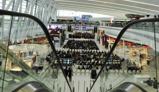 Δεκάδες Έλληνες ταξιδιώτες εγκλωβισμένοι στα αεροδρόμια της Βουδαπέστης και των Βρυξελλών
