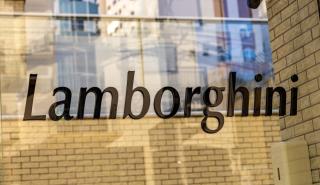 Lamborghini: Καθυστερήσεις στο λανσάρισμα των ηλεκτροκίνητων supercars «βλέπει» ο CEO