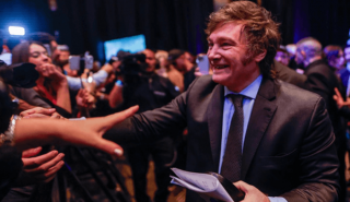 Αργεντινή: Ο πρόεδρος Μιλέι ψάχνει ξένους επενδυτές για το ποδόσφαιρο