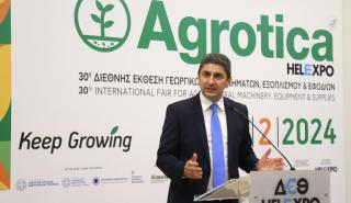 Νέο κάλεσμα Αυγενάκη στους αγρότες για διάλογο: Δεν είστε μόνοι - Είμαστε μαζί