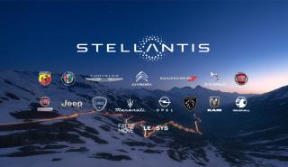 Η Ιταλία εξετάζει επένδυση στη Stellantis μιμούμενη τη γαλλική στρατηγική
