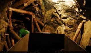 Ρωσία: 13 εργάτες έχουν παγιδευτεί σε χρυσωρυχείο μετά από κατολίσθηση