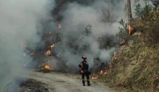 Οι αυταπάτες της Νέας Αριστεράς - Τα ρίσκα των ευρωεκλογών - Σιωπητήριο στον ΣΥΡΙΖΑ ενόψει κάλπης - Η αγωνία της Κύπρου