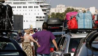 ΕΛΣΤΑΤ: Αύξηση 12% στη διακίνηση επιβατών στα ελληνικά λιμάνια το β' τρίμηνο
