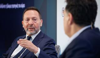 Στουρνάρας: Γραφειοκρατία και καθυστερήσεις στη δικαιοσύνη τα μεγαλύτερα προβλήματα