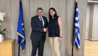 Συνάντηση Κεραμέως και ΕΒΕΠ για τις πειραϊκές επιχειρήσεις
