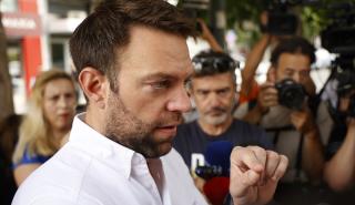 Κασσελάκης: Η κυβέρνηση επενδύει τα χρήματά μας και τα τελικά οφέλη τα καρπώνονται ιδιώτες