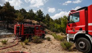 Οριοθετήθηκε η φωτιά στα Γλυκά Νερά: Πιθανή αιτία η πτώση drone – 4 προσαγωγές