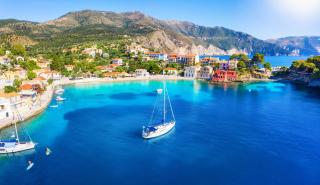 Σε ιστορικό υψηλό οι δαπάνες των τουριστών στην Ευρώπη το 2024