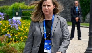 Μπάουμαν (Fed): Το ουδέτερο επιτόκιο έχει κινηθεί υψηλότερα από την εποχή της πανδημίας