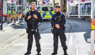 Το Ισλαμικό Κράτος ανέλαβε την ευθύνη για την αιματηρή επίθεση στο Ζόλινγκεν - Παραδόθηκε ο ύποπτος