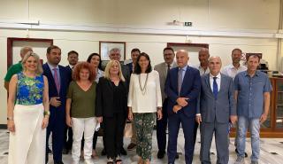 Επίσκεψη Κεραμέως στο κεντρικό κατάστημα του e-ΕΦΚΑ στη Θεσσαλονίκη
