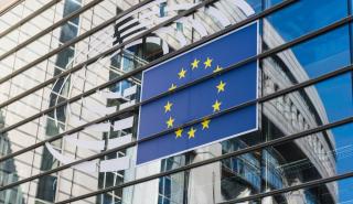 ΕΕ: Εξετάζει να διπλασιάσει στα 40 δισ. ευρώ φέτος την στρατιωτική βοήθεια στην Ουκρανία