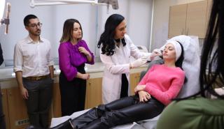 Μπότοξ, υαλουρονικό οξύ και skin boosters: Τα trends και τα νεότερα υλικά