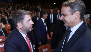 Στις 12:00 η συνάντηση Μητσοτάκη - Ανδρουλάκη