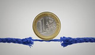 Αδύναμο Ευρώ: Οι αιτίες και οι επιπτώσεις