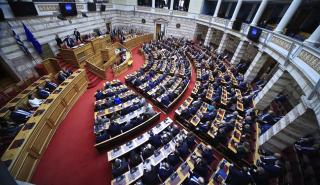Στη Βουλή δικογραφία κατά του πρωθυπουργού και υπουργών για τα Τέμπη