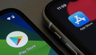 Στο στόχαστρο της Κομισιόν ξανά Google και Apple για κανόνες ανταγωνισμού