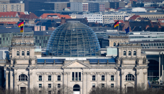 Siemens Energy και Deutsche Bank καλούν σε ταχύ σχηματισμό κυβέρνησης για μεταρρυθμίσεις στη γερμανική οικονομία