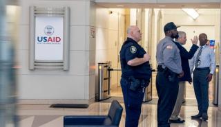 ΗΠΑ: Επιστρέφουν προσωρινά στην εργασία τους με δικαστική εντολή οι εργαζόμενοι της USAID που τέθηκαν σε αργία