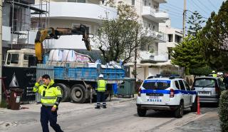 Συνελήφθησαν δύο εργολάβοι για το χθεσινό δυστύχημα στη Βούλα