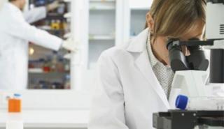 Σοβαρά ζητήματα που σχετίζονται με την γονιμότητα αγνοούν οι Ελληνίδες - Εκστρατεία ενημέρωσης