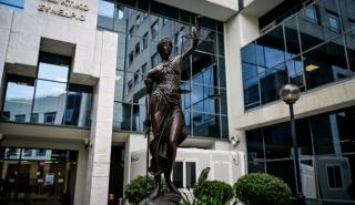 Ελεγκτικό Συνέδριο: Το 50% των καταστημάτων με τραπεζοκαθίσματα δεν έχει άδεια από τους δήμους