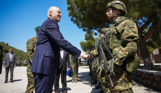 Επίσκεψη Δένδια στη Λέσβο: Θα δημιουργήσουμε το ισχυρότερο Πολεμικό Ναυτικό που είχαμε ποτέ