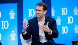 Κουρτς: Ο Τραμπ επιλέγει να κάνει αυτά που είναι αδιανόητα για τους περισσότερους